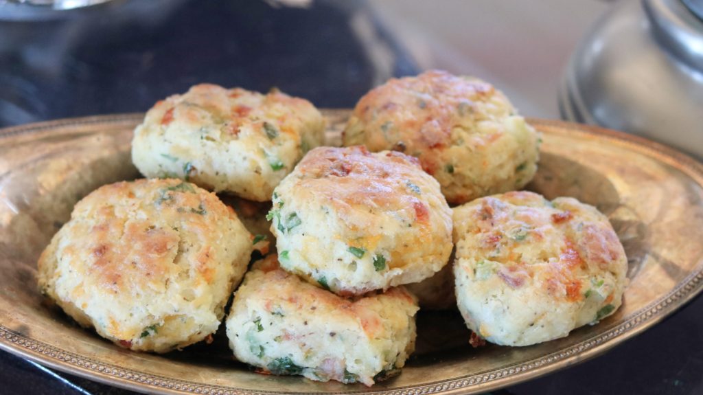 Simple Awesome Homemade Baking Powder Biscuits