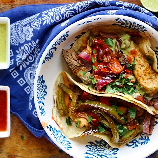 Quick Sheet Pan Chicken Fajitas