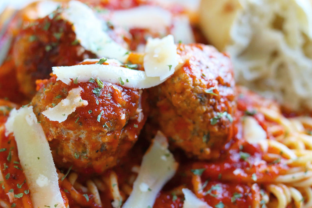 Love this! Leftover Meatballs Lasagna – A cook named Rebecca