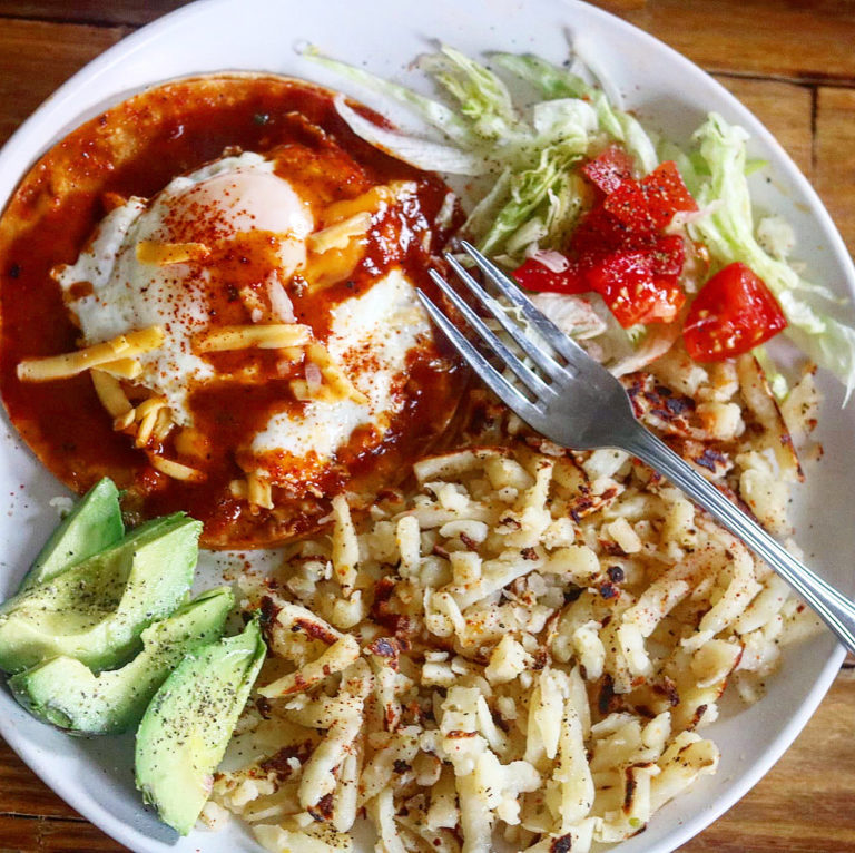 Love New Mexico Red Chile Huevos Rancheros – The 2 Spoons