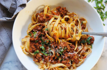 easy instant pot meat sauce with pasta... – The 2 Spoons