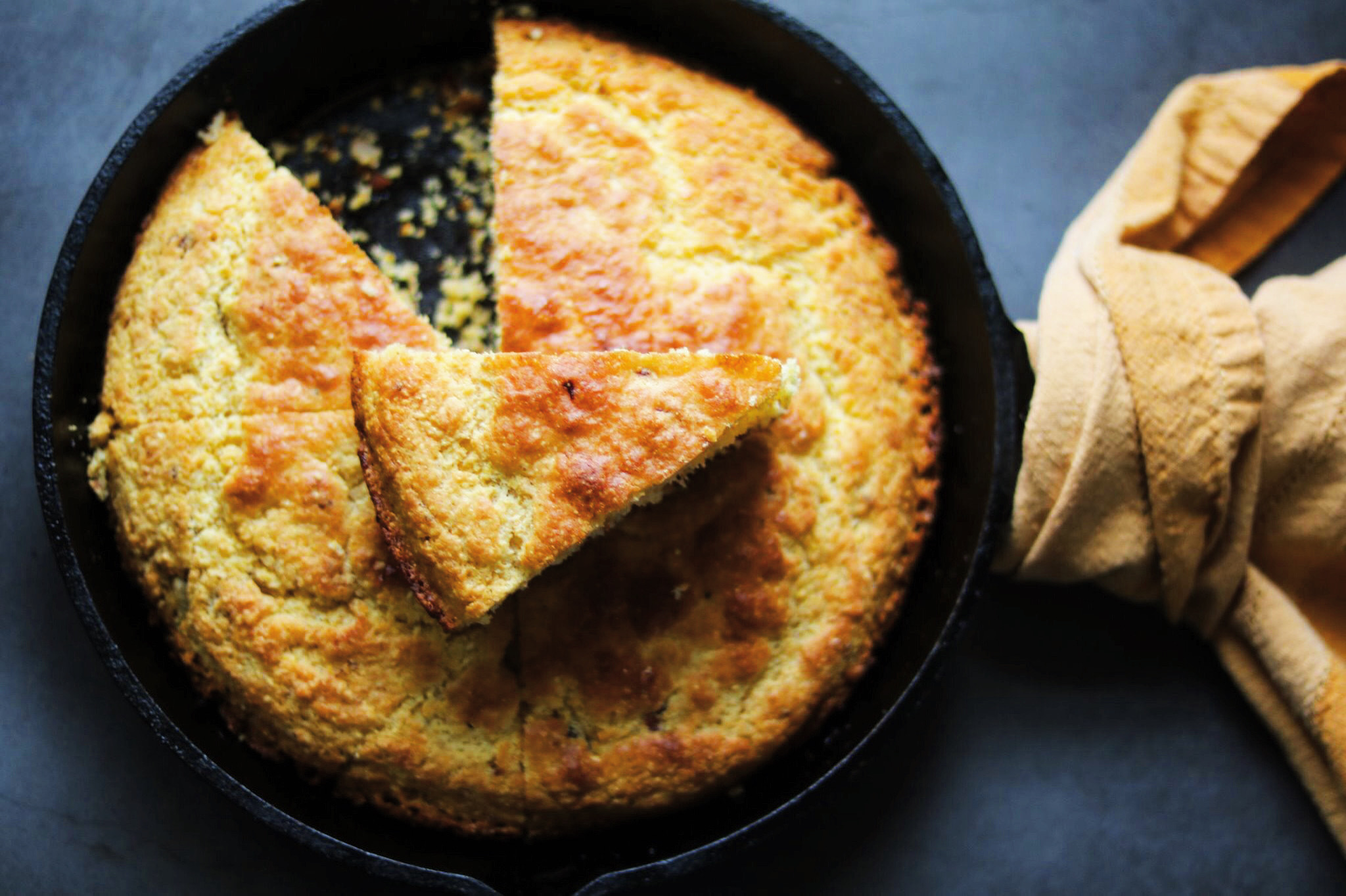 Easy Cornbread in the Cast-Iron Skillet - Where Is My Spoon